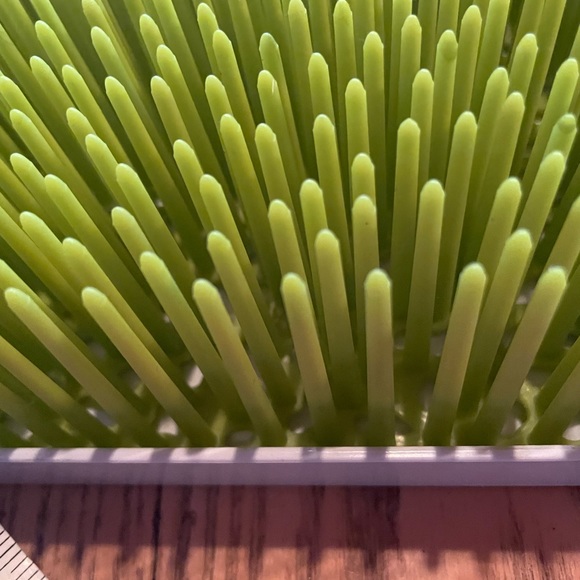 Boon Lawn Countertop Drying Rack - Green - Dries Baby Items - Picture 4 of 4